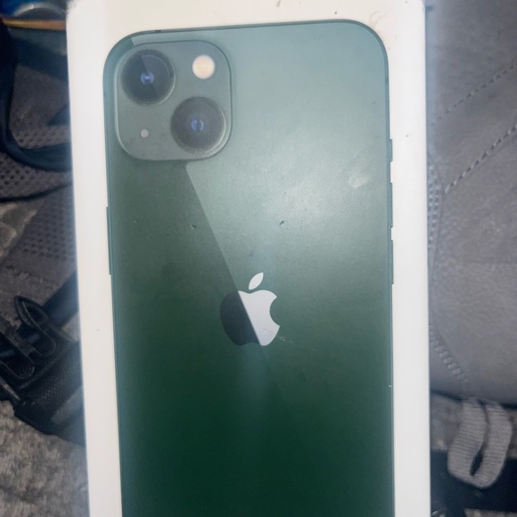 Iphone 13 - Picture 6 of 7